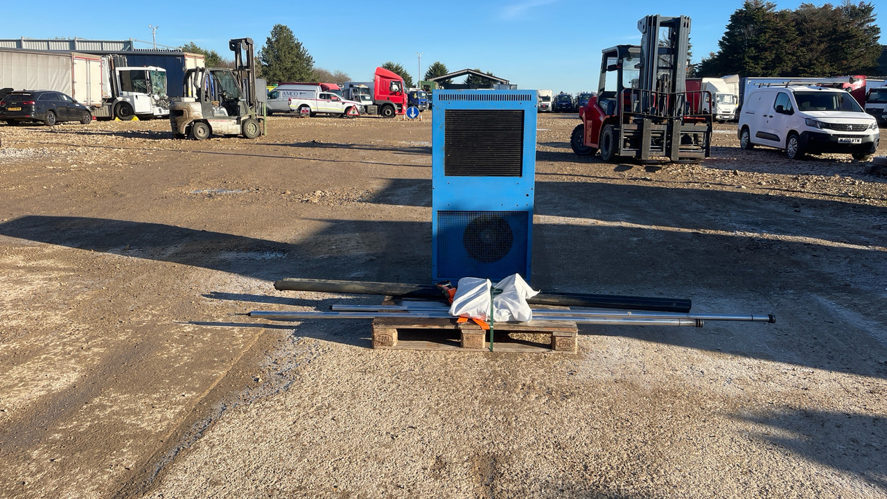 HYDROVANE HV22RS - Baugeräte: das Bild 5 HYDROVANE HV22RS - Baugeräte: das Bild 5