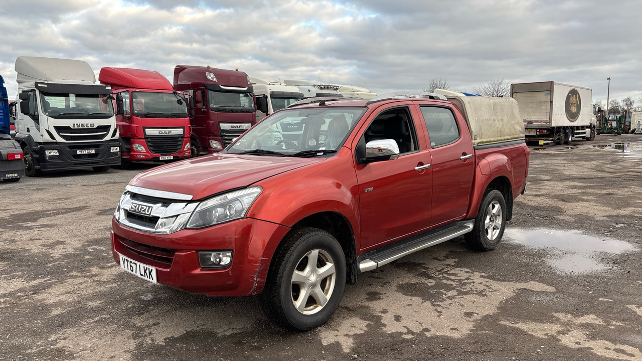 ISUZU D-MAX 2.5 TD UTAH - Pick-up, Transporter mit Doppelkabine: das Bild 2 ISUZU D-MAX 2.5 TD UTAH - Pick-up, Transporter mit Doppelkabine: das Bild 2