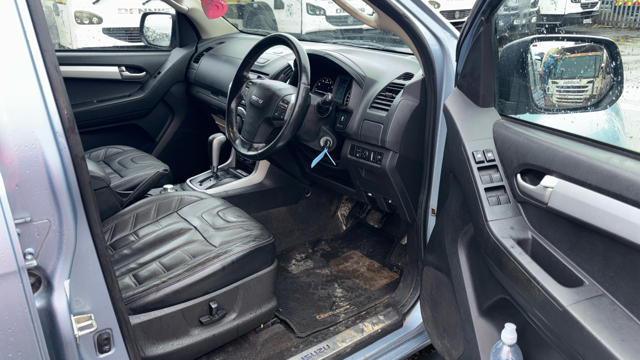 ISUZU D-MAX 2.5TD Centurion - Pick-up, Transporter mit Doppelkabine: das Bild 5 ISUZU D-MAX 2.5TD Centurion - Pick-up, Transporter mit Doppelkabine: das Bild 5