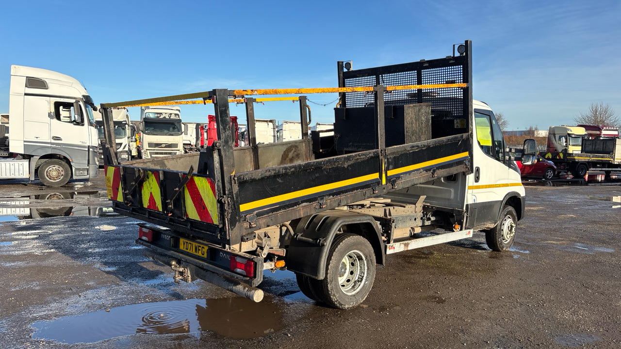 IVECO DAILY 72-180 - Kipper: das Bild 4 IVECO DAILY 72-180 - Kipper: das Bild 4