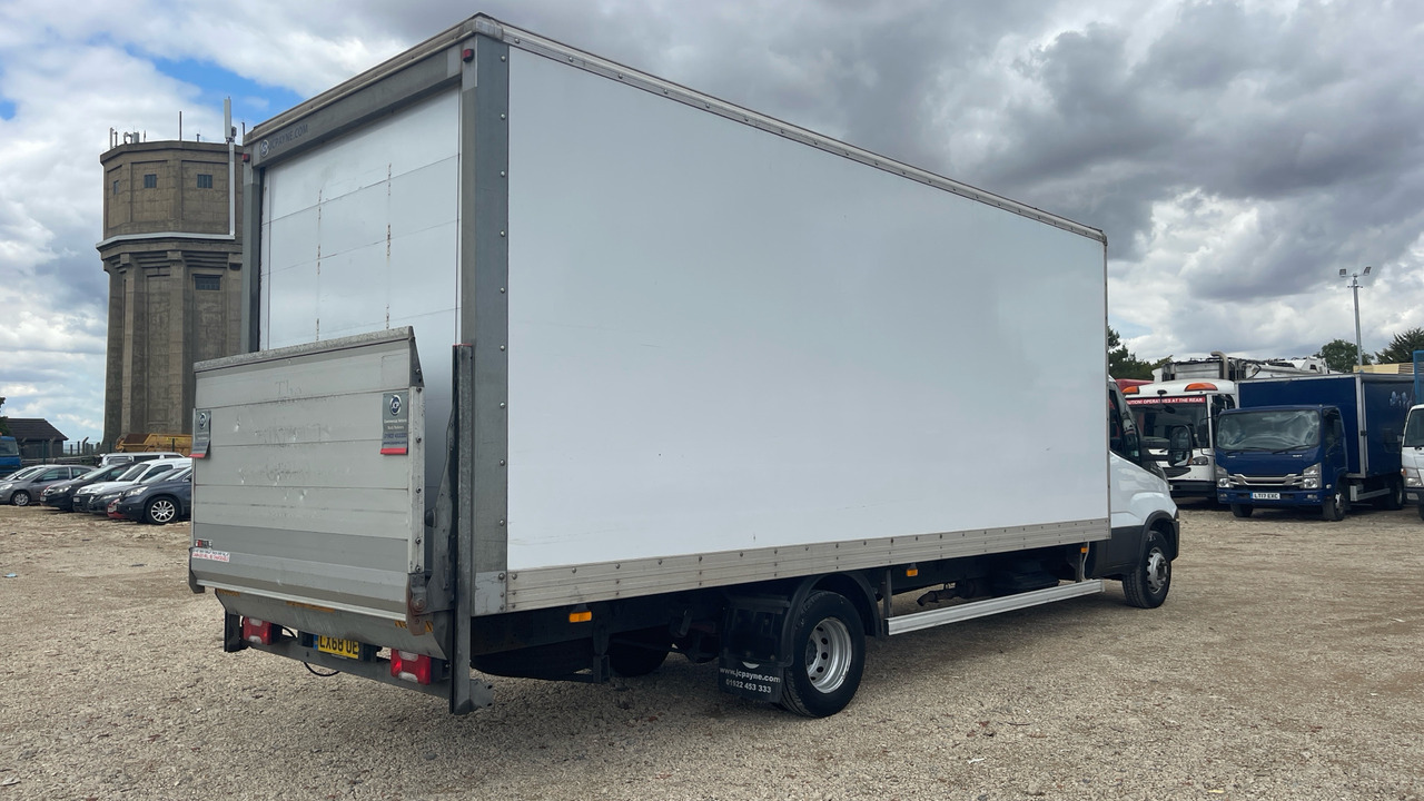 IVECO DAILY 72-180 - Koffer LKW: das Bild 4 IVECO DAILY 72-180 - Koffer LKW: das Bild 4