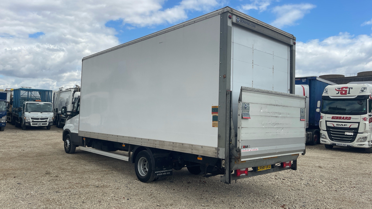IVECO DAILY 72-180 - Koffer LKW: das Bild 3 IVECO DAILY 72-180 - Koffer LKW: das Bild 3