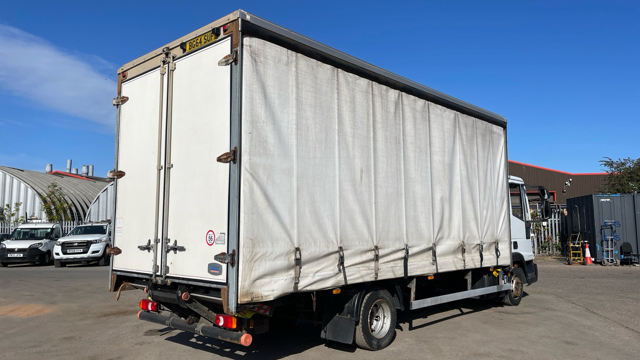 IVECO EUROCARGO 75E - Plane LKW: das Bild 4 IVECO EUROCARGO 75E - Plane LKW: das Bild 4