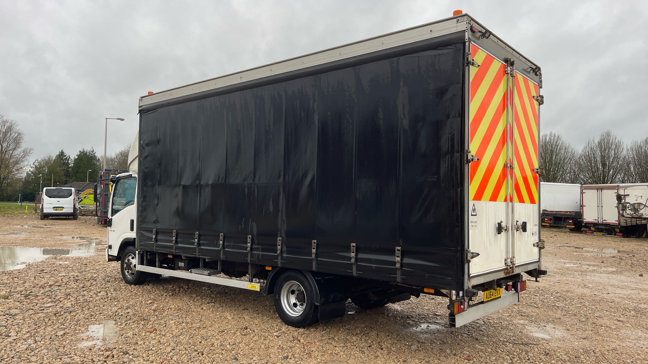 Isuzu N75 190 - Plane LKW: das Bild 3 Isuzu N75 190 - Plane LKW: das Bild 3