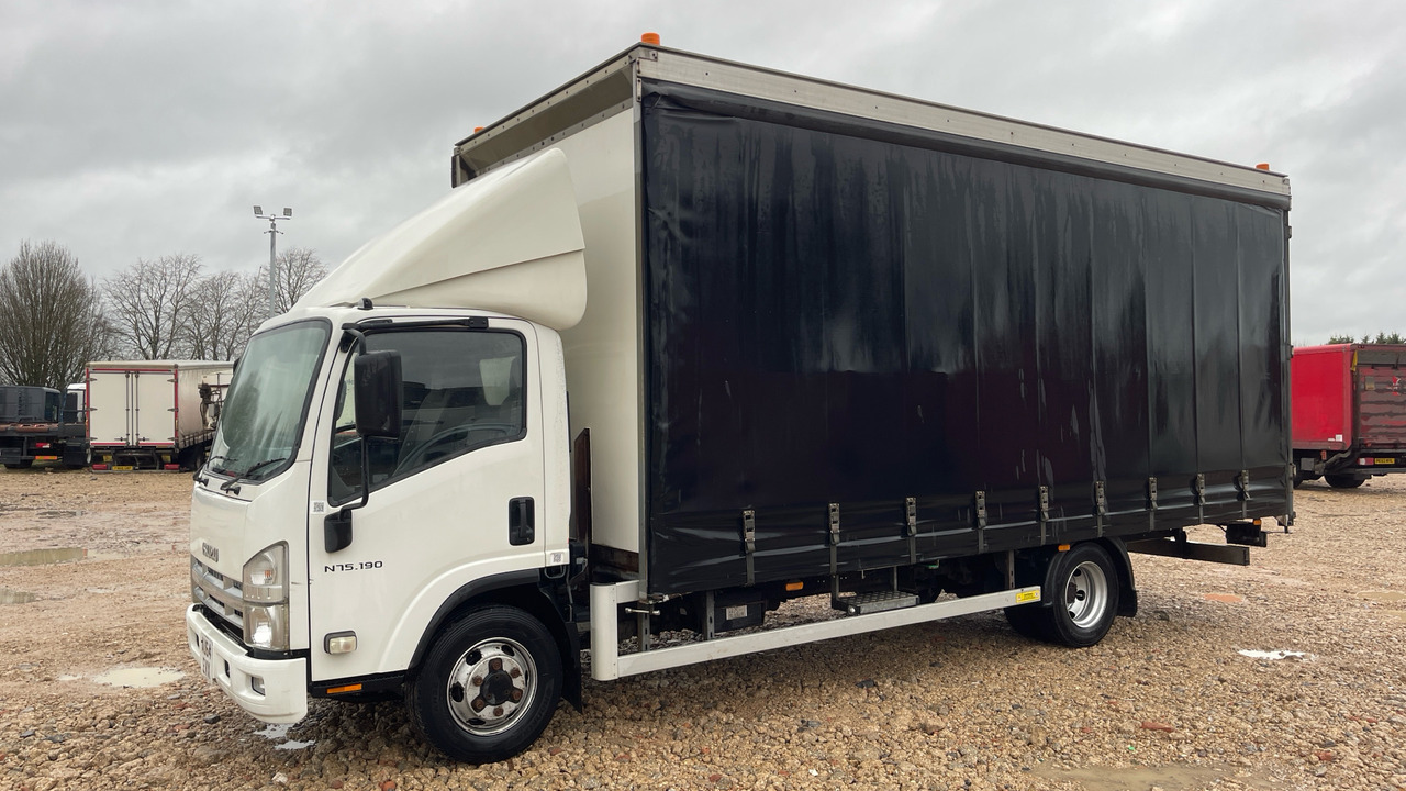 Isuzu N75 190 - Plane LKW: das Bild 2 Isuzu N75 190 - Plane LKW: das Bild 2