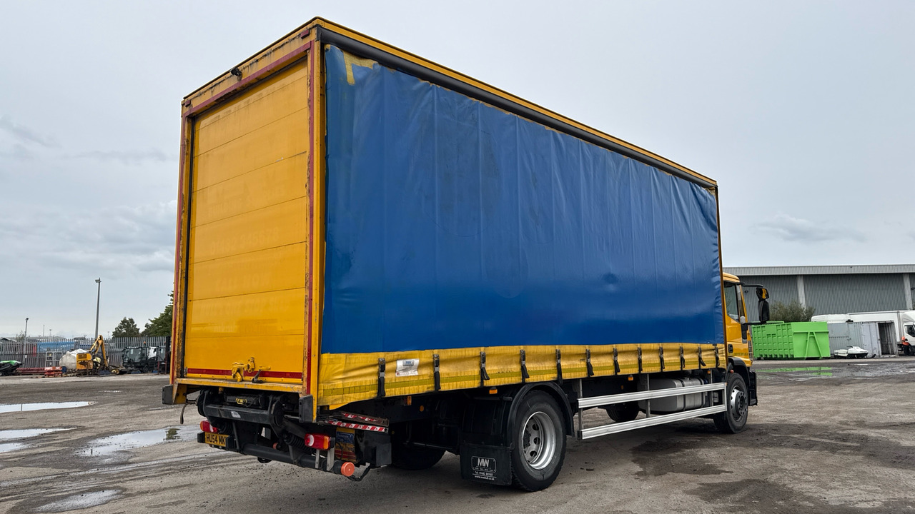 Iveco EUROCARGO 180E - Plane LKW: das Bild 4 Iveco EUROCARGO 180E - Plane LKW: das Bild 4