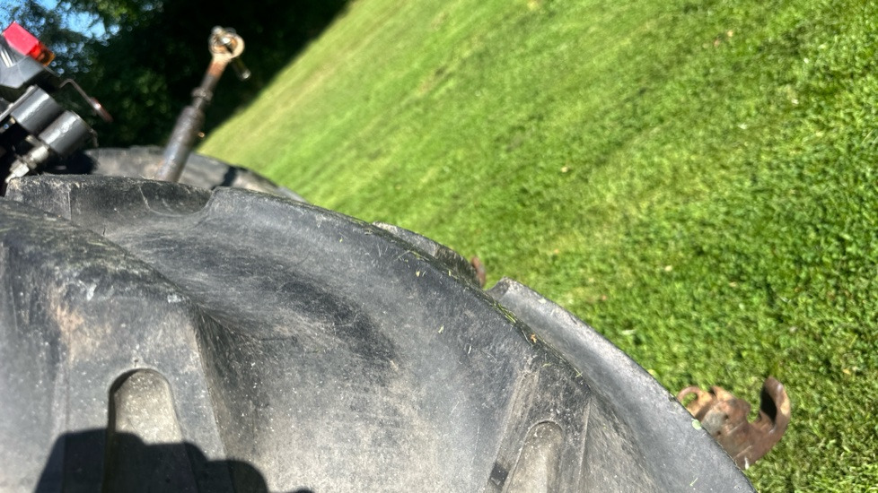 Traktor KUBOTA L4240: das Bild 9