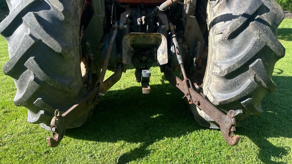 Traktor KUBOTA L4240: das Bild 13