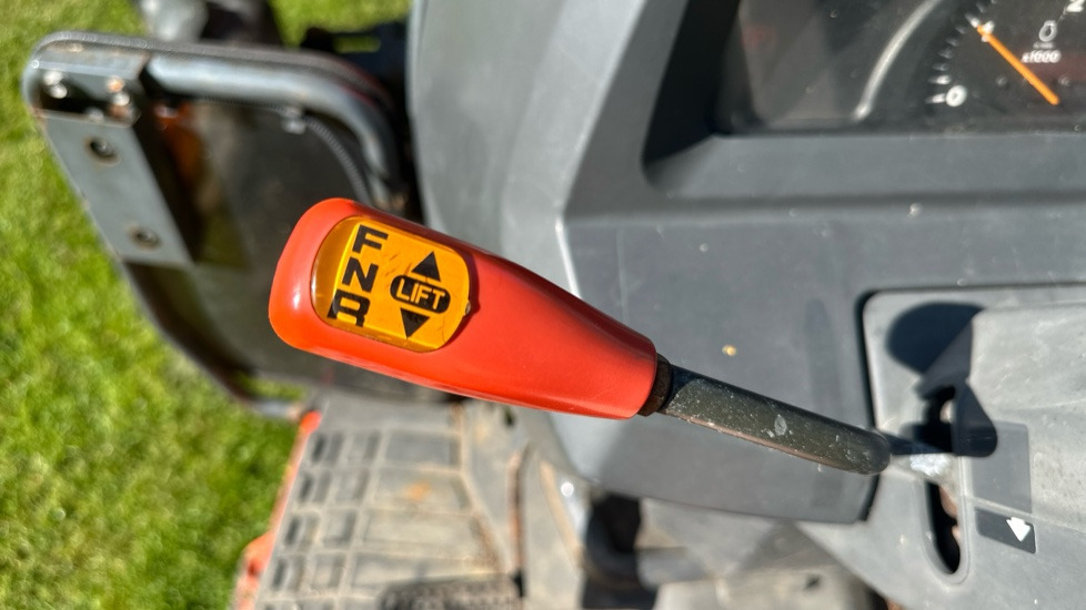 Traktor KUBOTA L4240: das Bild 20