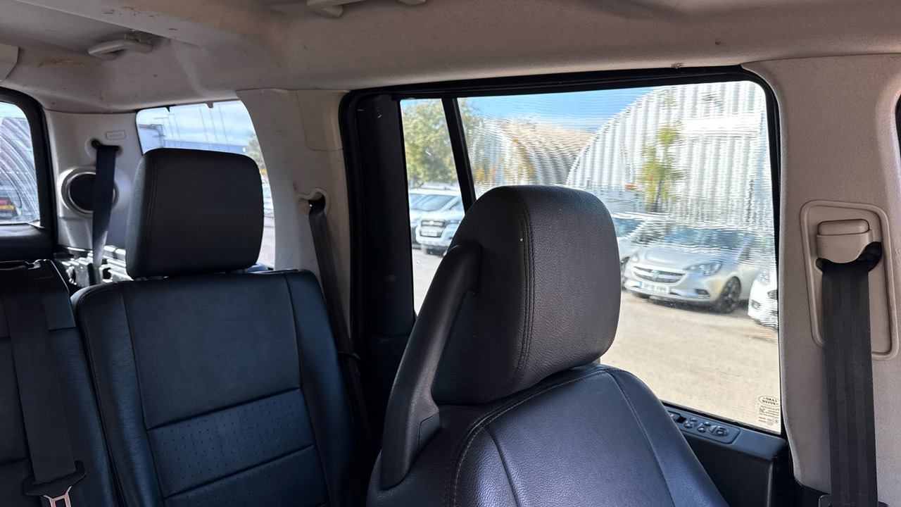 SUV/ Geländewagen LAND ROVER DISCOVERY 2.7 TDV6 SE: das Bild 8