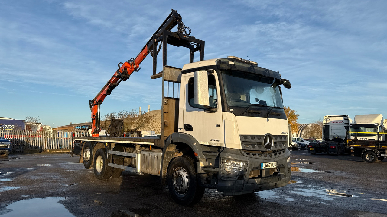 MERCEDES-BENZ AROCS 2535 - Pritsche LKW, Autokran: das Bild 1 MERCEDES-BENZ AROCS 2535 - Pritsche LKW, Autokran: das Bild 1