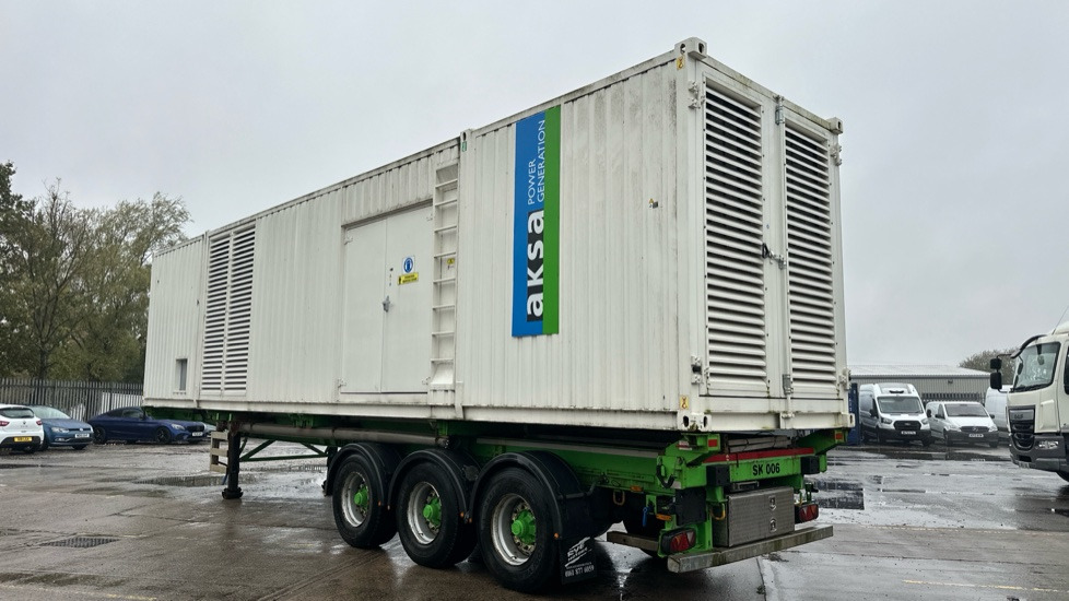 MITSUBISHI / MECC ALTE AKSA 1300KVA - Pritsche Transporter: das Bild 3 MITSUBISHI / MECC ALTE AKSA 1300KVA - Pritsche Transporter: das Bild 3