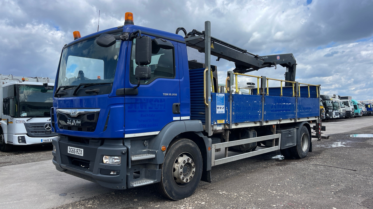 Man TGM 18.250 - Pritsche LKW, Autokran: das Bild 2 Man TGM 18.250 - Pritsche LKW, Autokran: das Bild 2