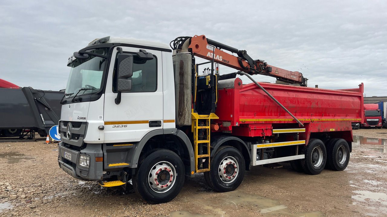 Mercedes-Benz Actros 3236 - Kipper, Autokran: das Bild 2 Mercedes-Benz Actros 3236 - Kipper, Autokran: das Bild 2