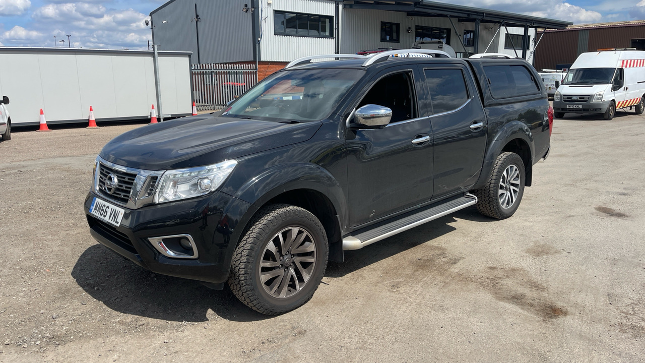NISSAN NAVARA TEKNA 2.3 DCI 190PS - Pick-up, Transporter mit Doppelkabine: das Bild 2 NISSAN NAVARA TEKNA 2.3 DCI 190PS - Pick-up, Transporter mit Doppelkabine: das Bild 2