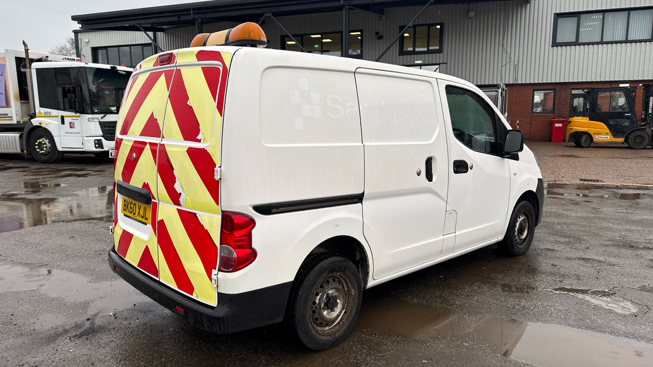 NISSAN NV 200 1.5 DCI SE - PKW: das Bild 4 NISSAN NV 200 1.5 DCI SE - PKW: das Bild 4