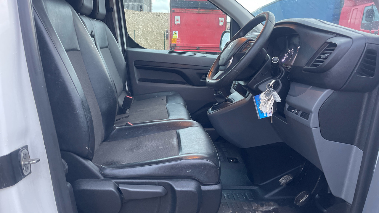 PEUGEOT EXPERT PROFESSBLIONAL 1.5 BLUEHDI - Kastenwagen: das Bild 5 PEUGEOT EXPERT PROFESSBLIONAL 1.5 BLUEHDI - Kastenwagen: das Bild 5