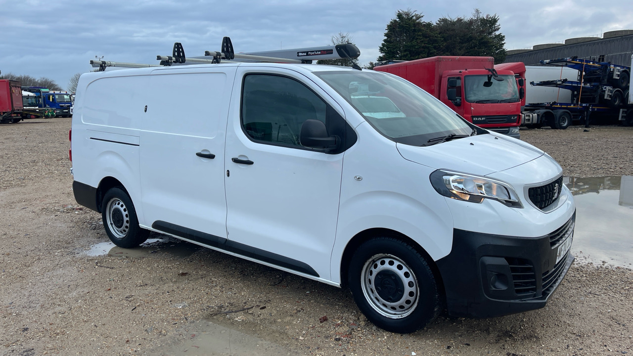 PEUGEOT EXPERT PROFESSIONAL 1.5 BLUEHDI 100PS - Kastenwagen: das Bild 1 PEUGEOT EXPERT PROFESSIONAL 1.5 BLUEHDI 100PS - Kastenwagen: das Bild 1