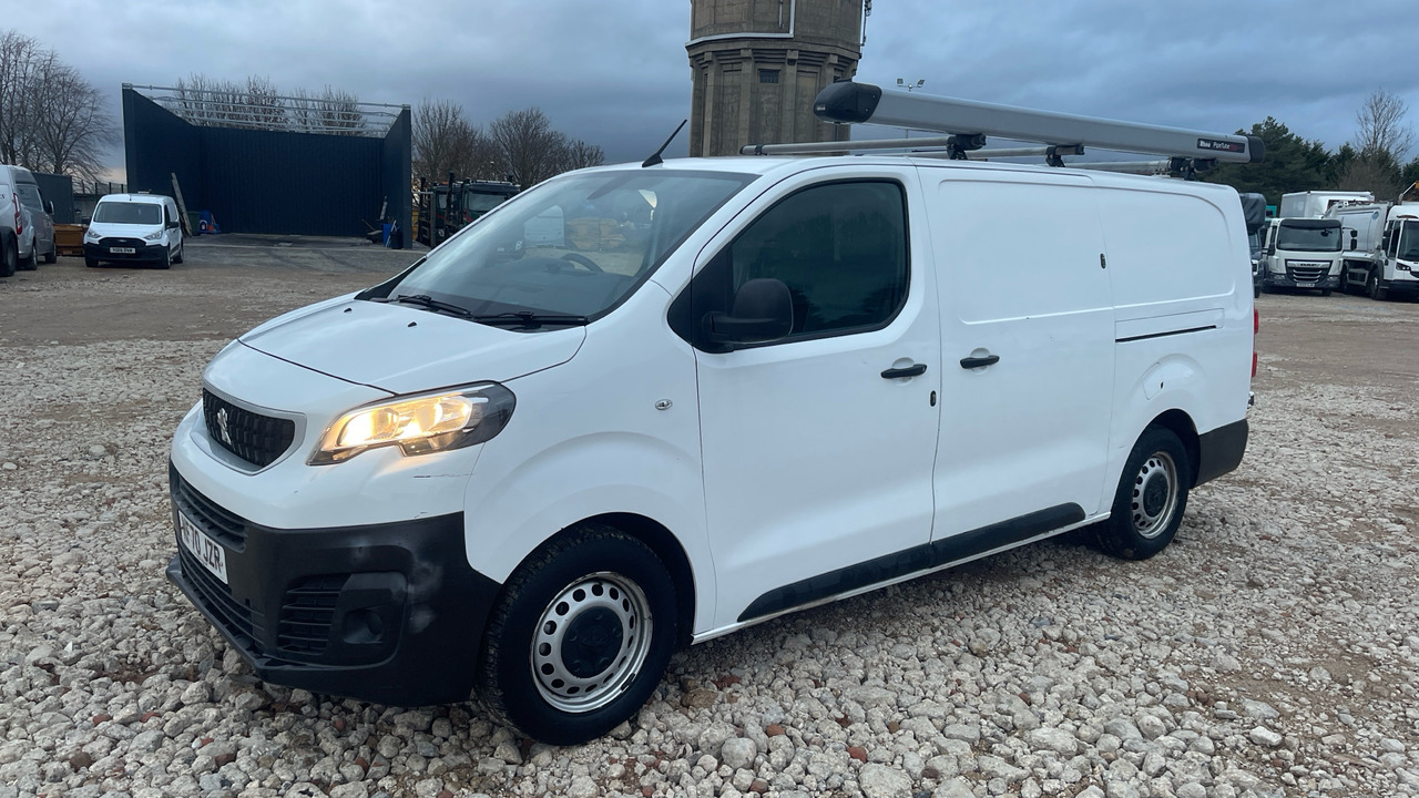 PEUGEOT EXPERT PROFESSIONAL 1.5 BLUEHDI - Kastenwagen: das Bild 2 PEUGEOT EXPERT PROFESSIONAL 1.5 BLUEHDI - Kastenwagen: das Bild 2