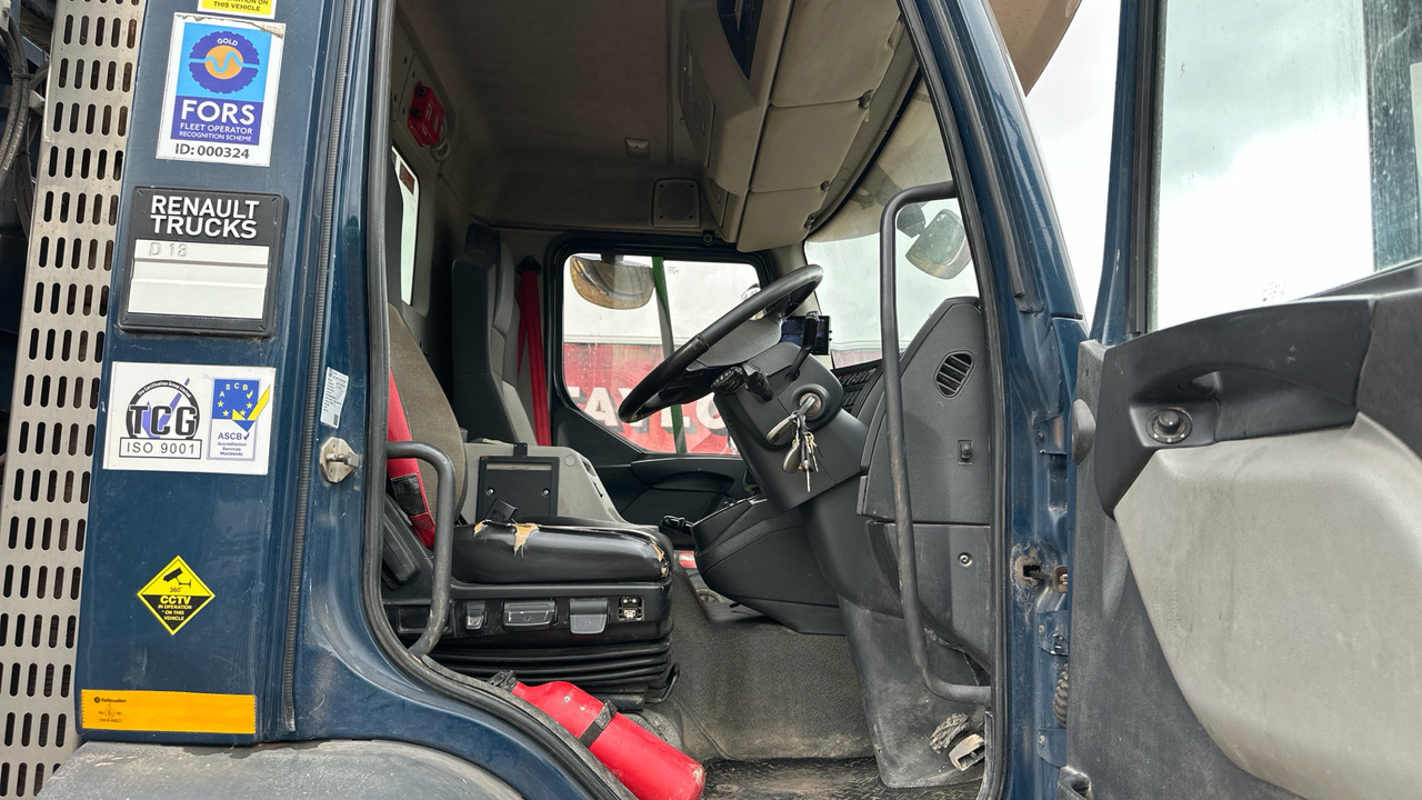RENAULT D 18 - Absetzkipper: das Bild 5 RENAULT D 18 - Absetzkipper: das Bild 5