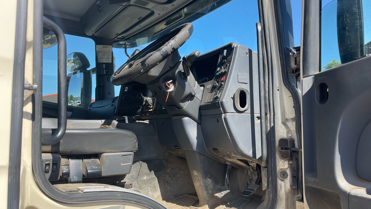 SCANIA P 370 - Kipper: das Bild 5 SCANIA P 370 - Kipper: das Bild 5