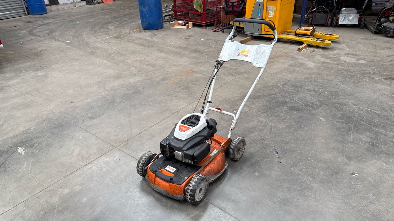 STIHL RM4 RTP - Rasenmäher: das Bild 3 STIHL RM4 RTP - Rasenmäher: das Bild 3