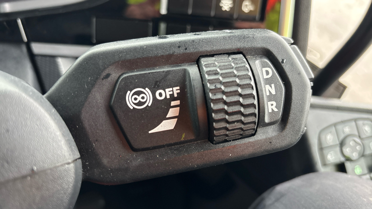 Sattelzugmaschine DAF XF  530: das Bild 16