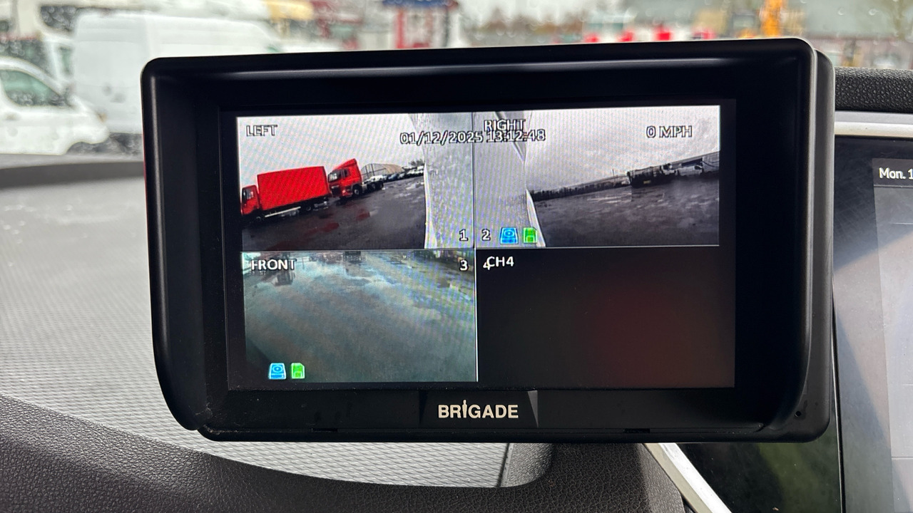 Sattelzugmaschine DAF XF  530: das Bild 17