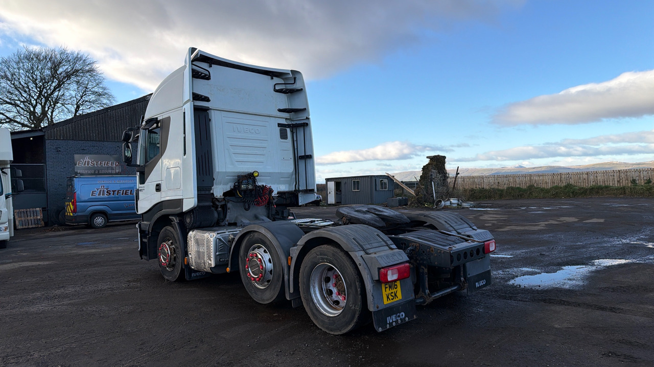 IVECO STRALIS 460 - Sattelzugmaschine: das Bild 3 IVECO STRALIS 460 - Sattelzugmaschine: das Bild 3