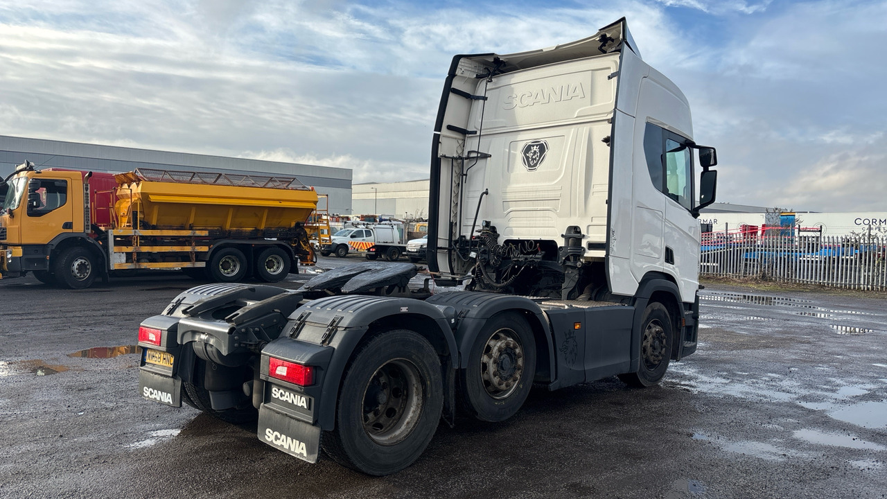 SCANIA R 450 - Sattelzugmaschine: das Bild 4 SCANIA R 450 - Sattelzugmaschine: das Bild 4