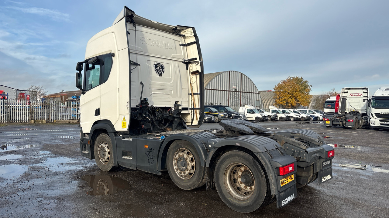 SCANIA R 450 - Sattelzugmaschine: das Bild 3 SCANIA R 450 - Sattelzugmaschine: das Bild 3