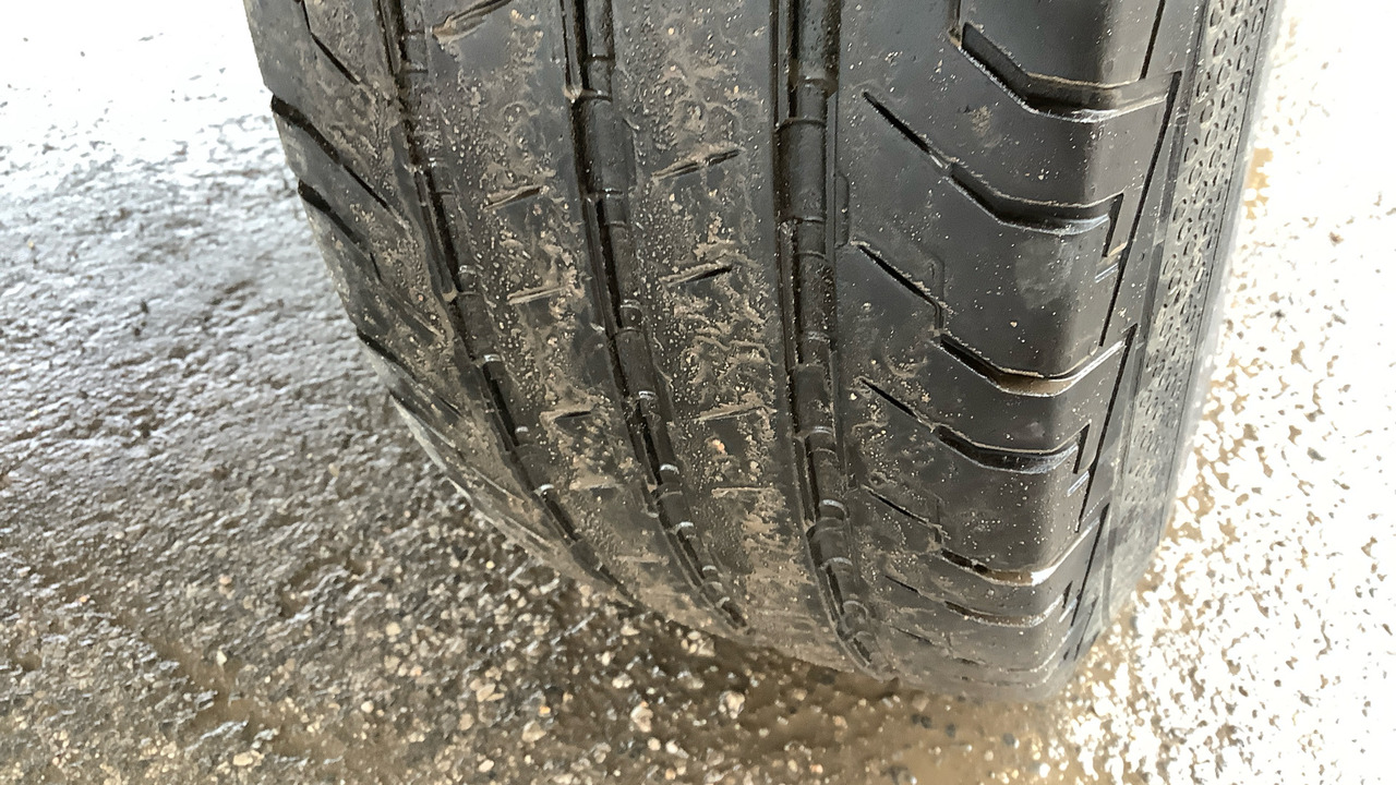 Pritsche Transporter VOLKSWAGEN CRAFTER CR35 2.0 TDI 140PS STARTLINE: das Bild 17