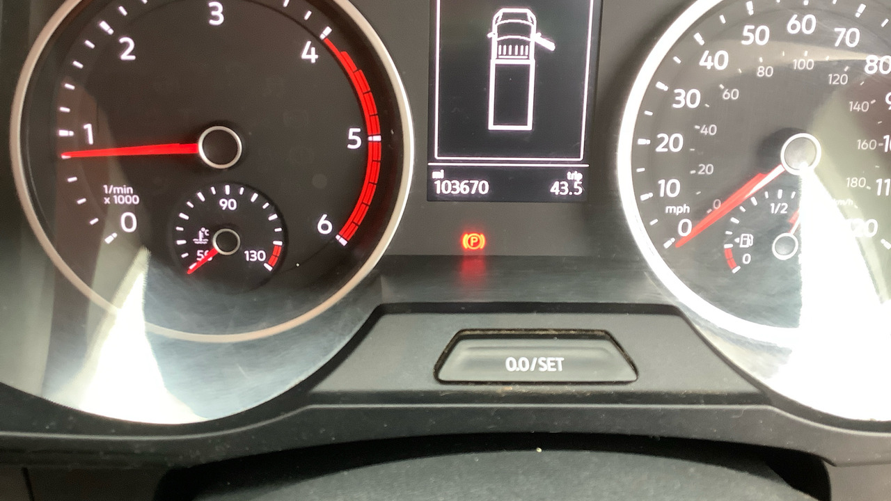 Pritsche Transporter VOLKSWAGEN CRAFTER CR35 2.0 TDI 140PS STARTLINE: das Bild 9