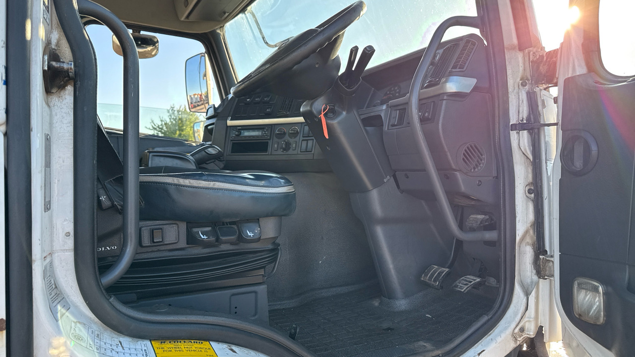 Volvo FMX 380 - Abrollkipper: das Bild 5 Volvo FMX 380 - Abrollkipper: das Bild 5