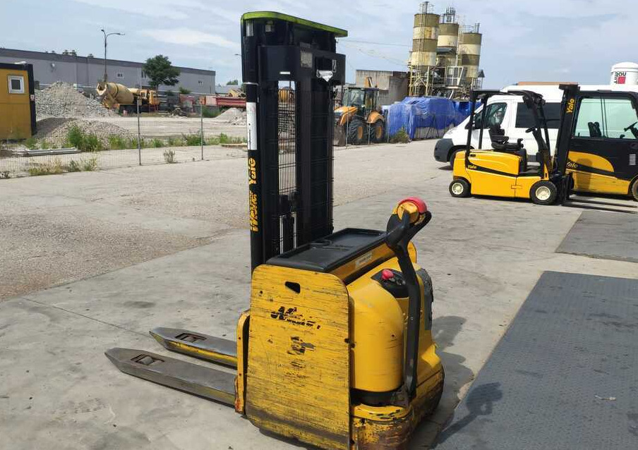 Yale MS16 AC - Hochhubwagen: das Bild 3 Yale MS16 AC - Hochhubwagen: das Bild 3