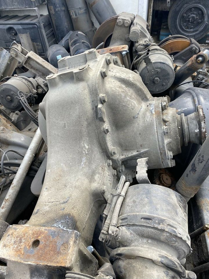 Atego 12 23 Hinterachse komplett Differential Übersetzung 43 10 - Hinterachse für LKW: das Bild 1 Atego 12 23 Hinterachse komplett Differential Übersetzung 43 10 - Hinterachse für LKW: das Bild 1