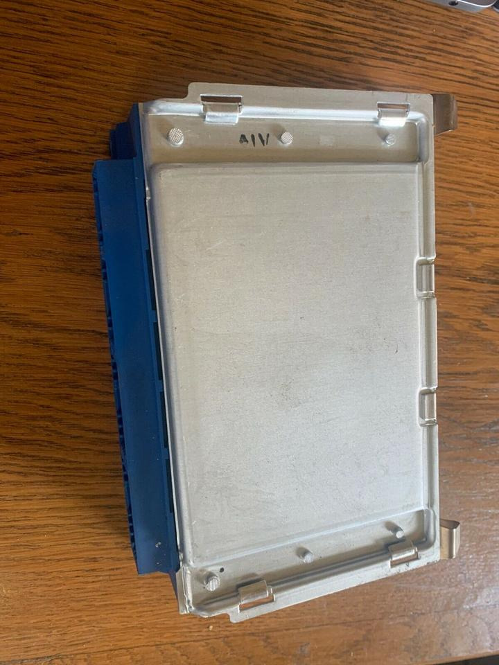 Atego Knorr-Bremse ABS Elektronik Steuergerät A 000 446 52 14 - Steuergerät für LKW: das Bild 4 Atego Knorr-Bremse ABS Elektronik Steuergerät A 000 446 52 14 - Steuergerät für LKW: das Bild 4