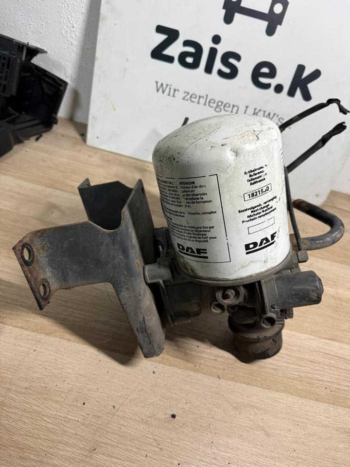 DAF KNORR-BREMSE Lufttrockner II37464N50 AE4528 - Bremszubehör für LKW: das Bild 3 DAF KNORR-BREMSE Lufttrockner II37464N50 AE4528 - Bremszubehör für LKW: das Bild 3