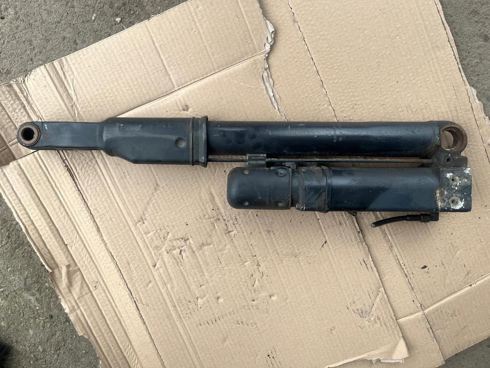 IVECO Stralis 450 Hydraulikzylinder Kippzylinder 500368557 - Hydraulikzylinder für LKW: das Bild 3 IVECO Stralis 450 Hydraulikzylinder Kippzylinder 500368557 - Hydraulikzylinder für LKW: das Bild 3