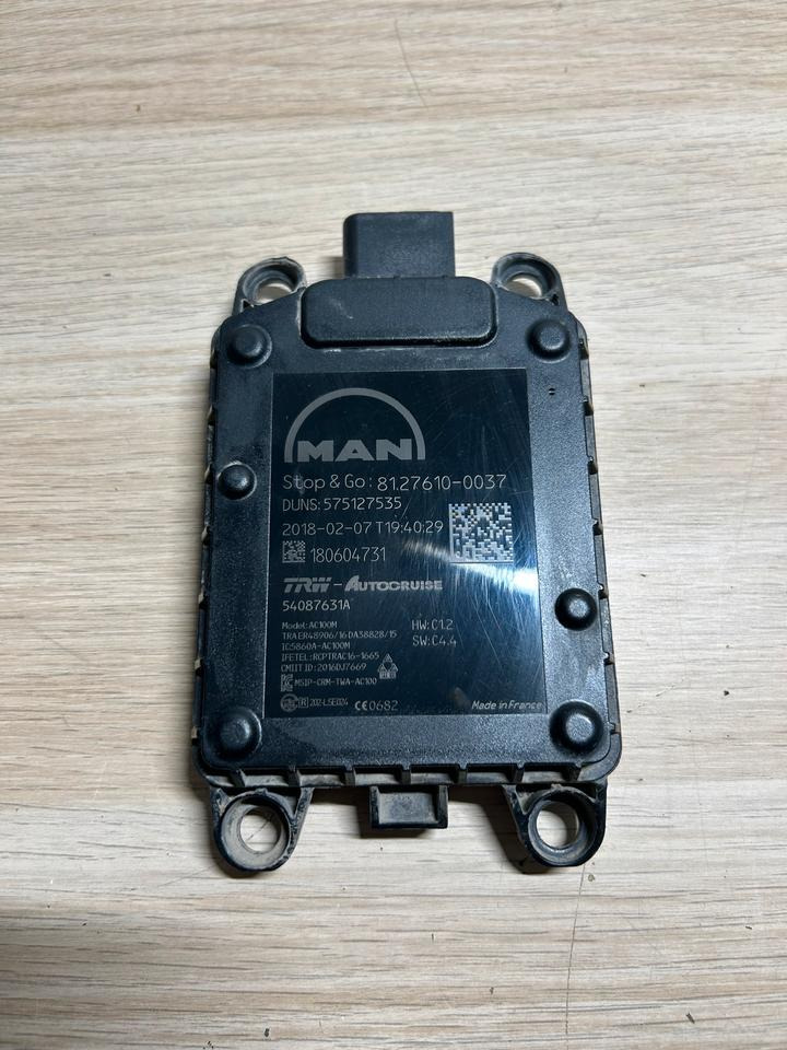 MAN EU6 Radarsensor / Distance Radarsensor 81.27610-0037 - Sensor für LKW: das Bild 2 MAN EU6 Radarsensor / Distance Radarsensor 81.27610-0037 - Sensor für LKW: das Bild 2