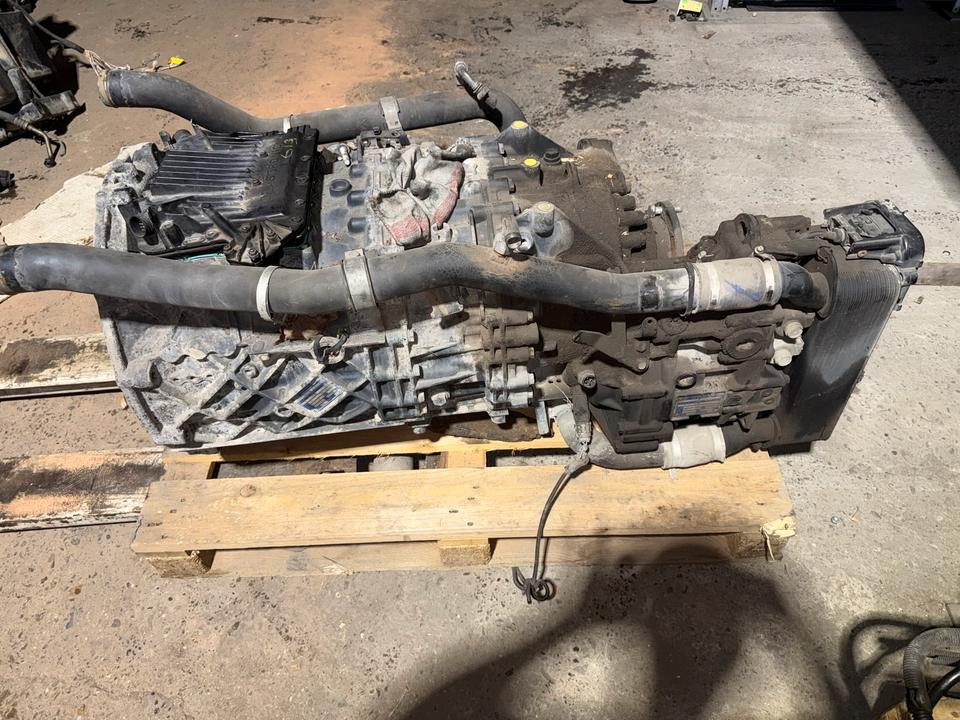 MAN Getriebe ZF ASTRONIC 12 AS 2131 TD + INTARDER 3 - Getriebe für LKW: das Bild 3 MAN Getriebe ZF ASTRONIC 12 AS 2131 TD + INTARDER 3 - Getriebe für LKW: das Bild 3