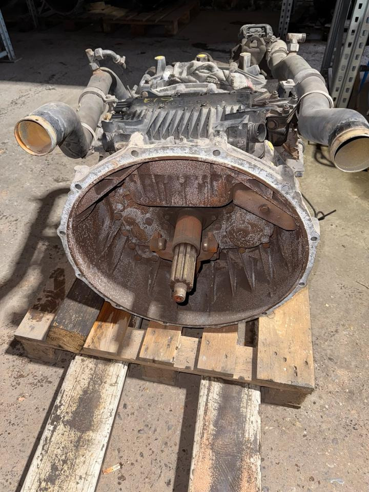 MAN Getriebe ZF ASTRONIC 12 AS 2131 TD + INTARDER 3 - Getriebe für LKW: das Bild 1 MAN Getriebe ZF ASTRONIC 12 AS 2131 TD + INTARDER 3 - Getriebe für LKW: das Bild 1