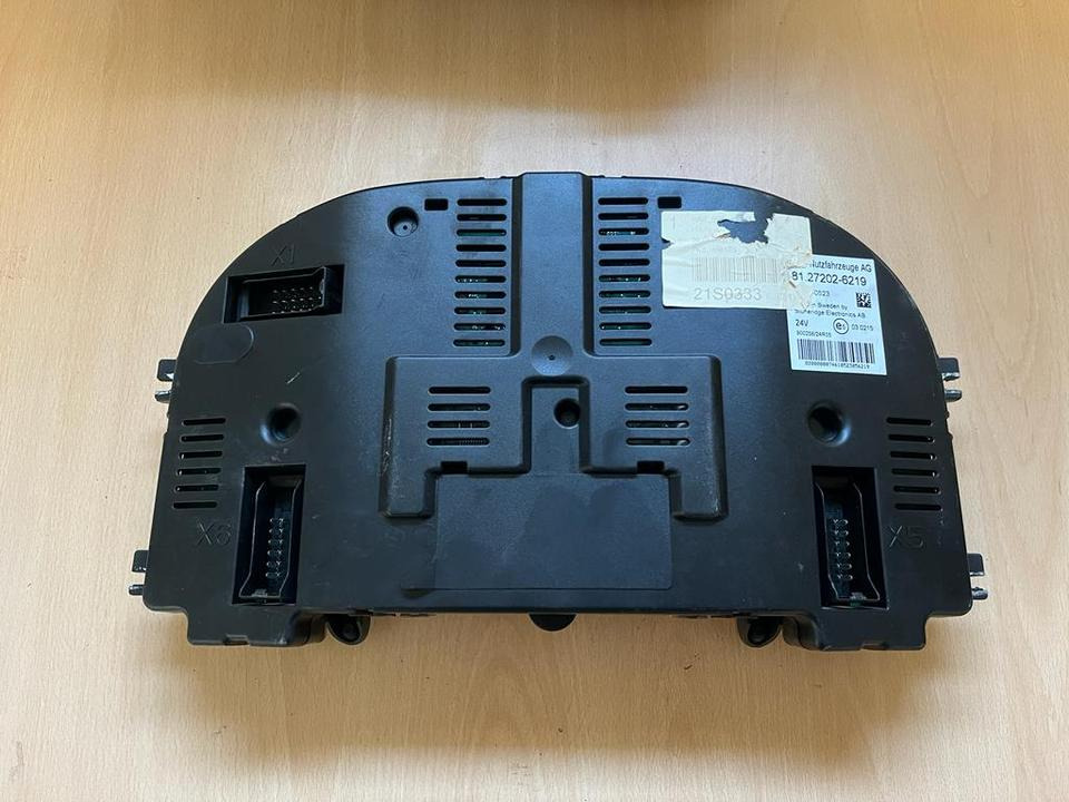 MAN Kombiinstrument Tacho 81272026219 - Tachograph für LKW: das Bild 3 MAN Kombiinstrument Tacho 81272026219 - Tachograph für LKW: das Bild 3