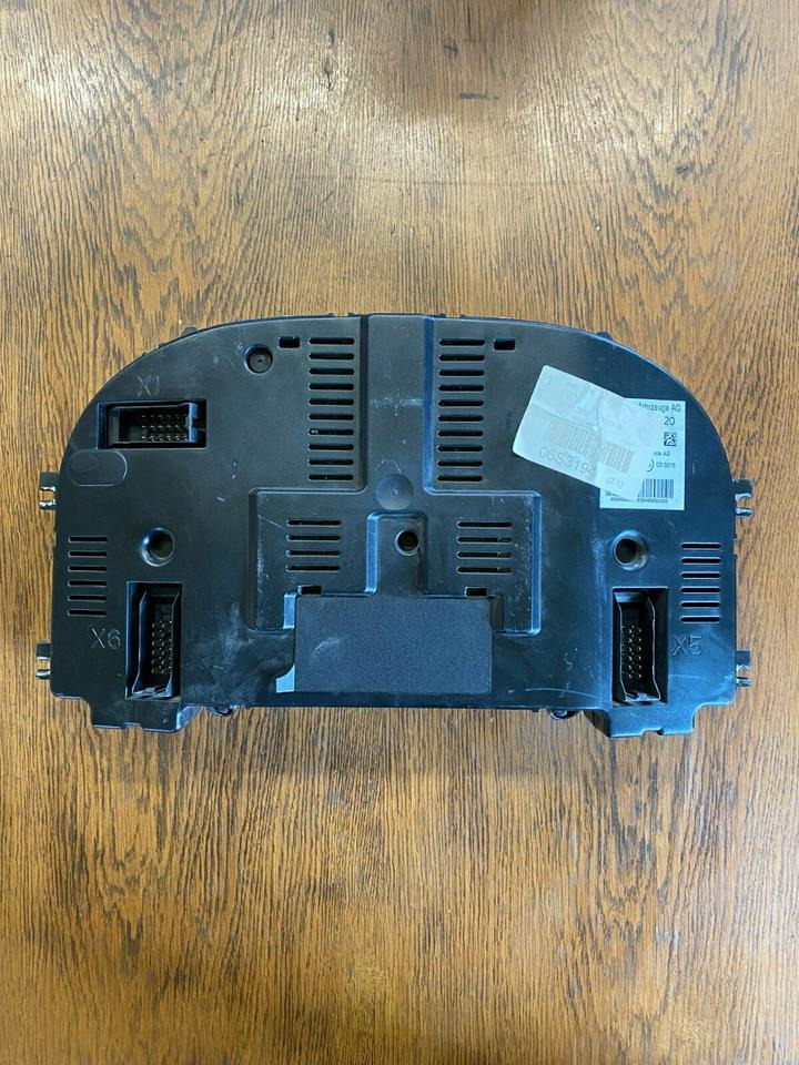 MAN Kombiinstrument Tacho 81272026220 - Tachograph für LKW: das Bild 2 MAN Kombiinstrument Tacho 81272026220 - Tachograph für LKW: das Bild 2