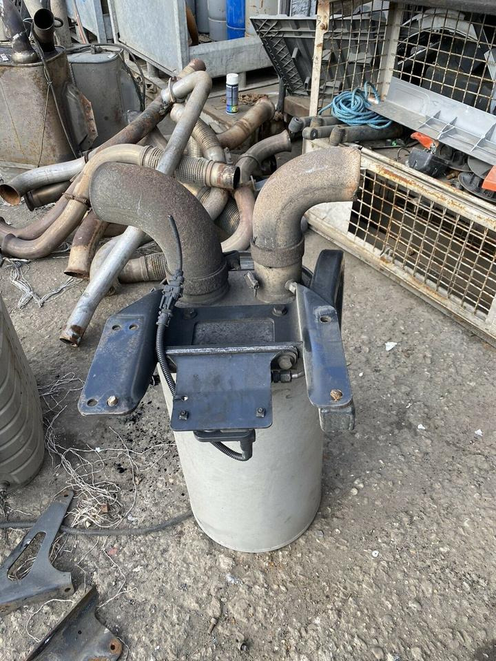 MAN TGL Auspuff Schalldämpfer Katalysator 81151010388 - Fahrzeugkatalysator für LKW: das Bild 5 MAN TGL Auspuff Schalldämpfer Katalysator 81151010388 - Fahrzeugkatalysator für LKW: das Bild 5