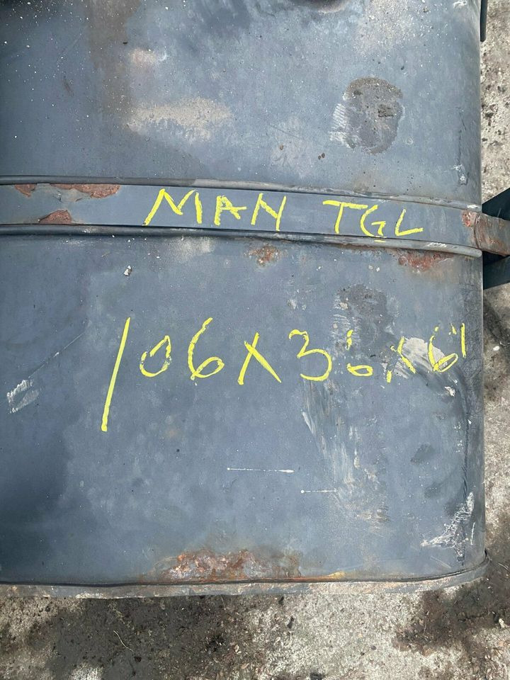 MAN TGL TGM Dieseltank Tank Tankbehälter - Kraftstofftank für LKW: das Bild 2 MAN TGL TGM Dieseltank Tank Tankbehälter - Kraftstofftank für LKW: das Bild 2