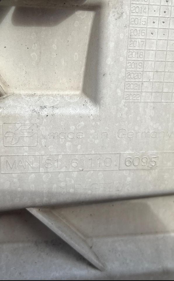 MAN TGX EU6 Motorhaube Kühlergrill 81.061110-6095 - Kühler für LKW: das Bild 2 MAN TGX EU6 Motorhaube Kühlergrill 81.061110-6095 - Kühler für LKW: das Bild 2