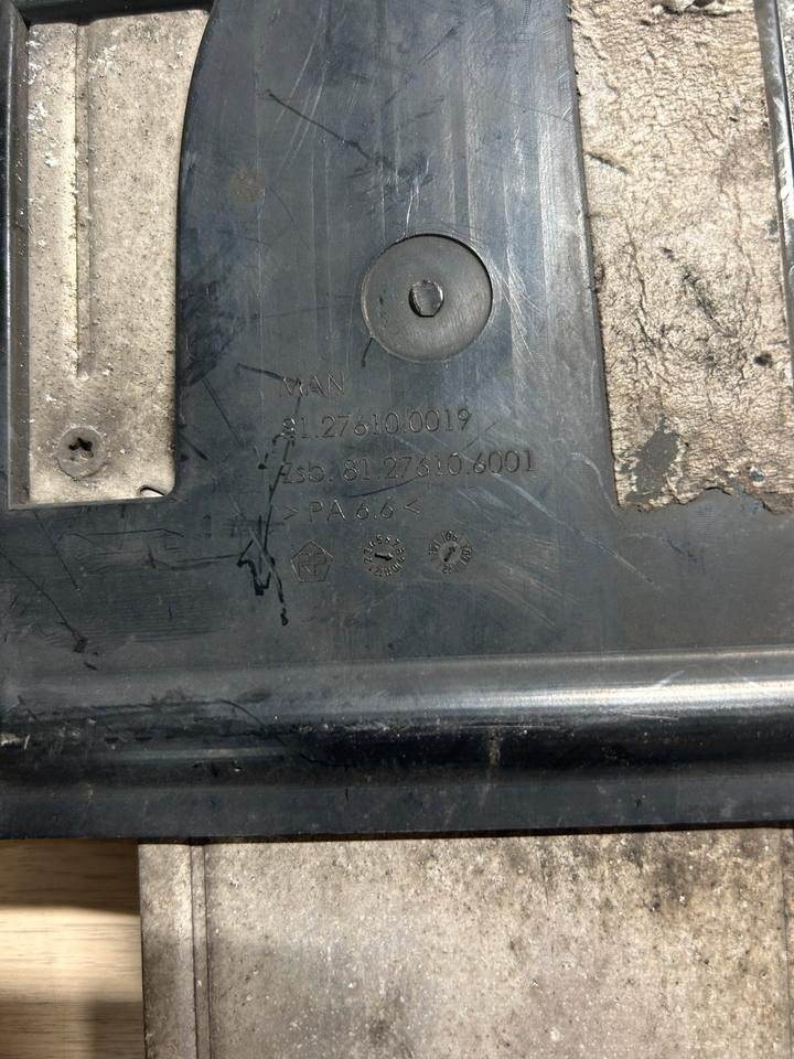 MAN TGX TGS Radarsensor 81.27610.0019 - Sensor für LKW: das Bild 4 MAN TGX TGS Radarsensor 81.27610.0019 - Sensor für LKW: das Bild 4