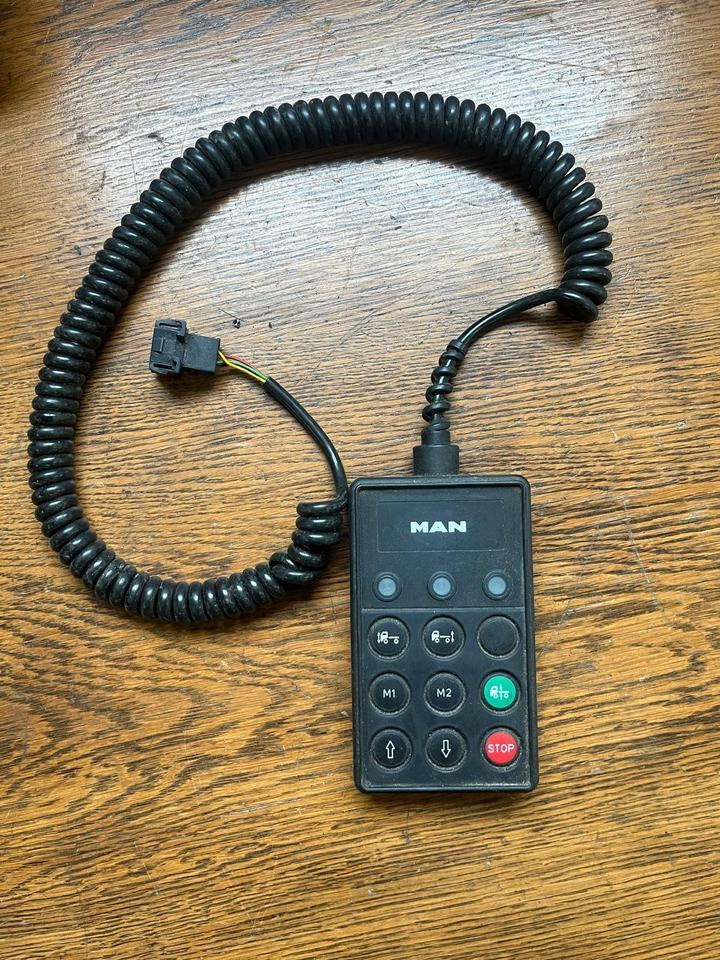 MAN WABCO Bediengerät Fernbedienung Luftfederung 4460561390 - Luftfederung für LKW: das Bild 1 MAN WABCO Bediengerät Fernbedienung Luftfederung 4460561390 - Luftfederung für LKW: das Bild 1