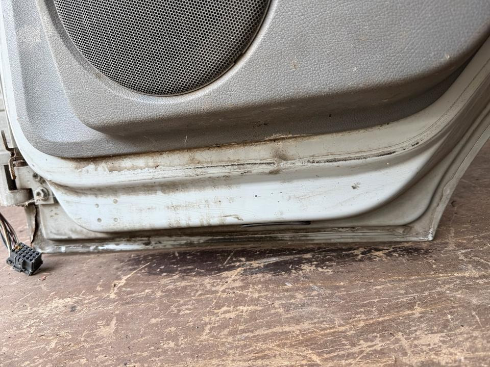 Mercedes Atego 2 Beifahrertür Grau Spiegel Innenverkleidung LN 70 - Tür und Teile für LKW: das Bild 3 Mercedes Atego 2 Beifahrertür Grau Spiegel Innenverkleidung LN 70 - Tür und Teile für LKW: das Bild 3